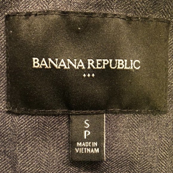 BANANA REPUBLIC WINTER COAT - Picture 7 of 10
